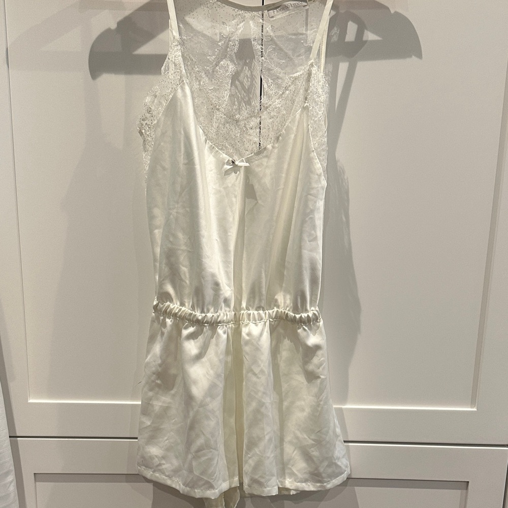 Flora Nikrooz Cream Lace Chemise romper